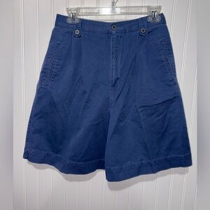 Vintage Lizsport Women's High-waisted Shorts| Size 10